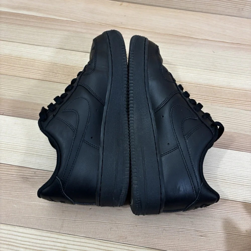 NIKE Air Force 1 Low '07 Triple Black Leather AF1 315122-001 Men's Size 6.5